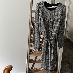 Long sleeves Loft dress